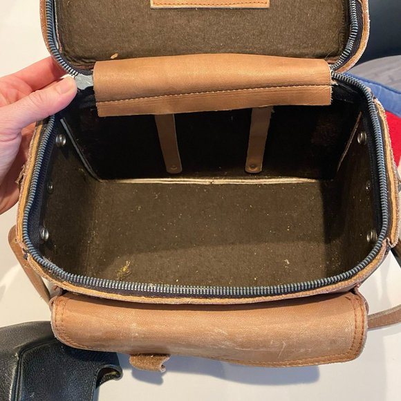 Konica Autoreflex T3 35mm SLR Film Camera, 2 Lenses And Case - Picture 5 of 9